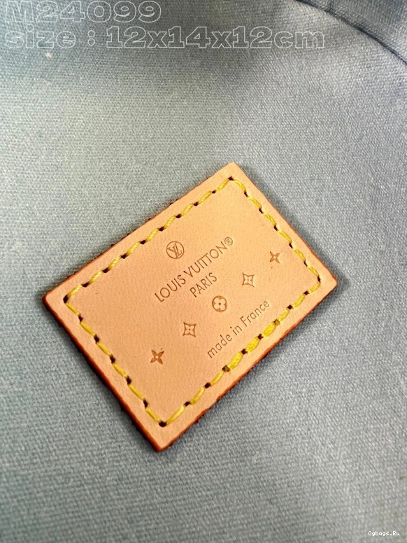 VUITTON Astor LOUIS 0312